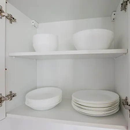 Apartamento Tolstov Apartments - Monteurwohnung - 3 Schlafzimmer - Kueche - Balkon - Waschmaschine - 25 Min Zur Messe Dus